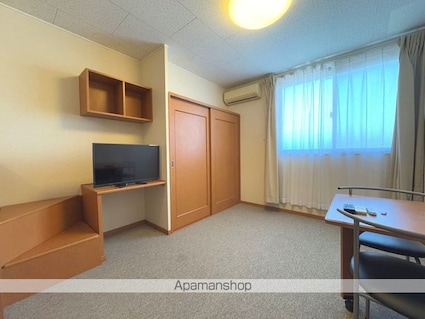 レオパレスＳＵＮＲＩＳＥ　５７[1K/23.18m2]のリビング・居間2