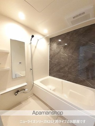 カーサ・ラッフィナートⅡ　Ｂ[2LDK/59.55m2]のバス