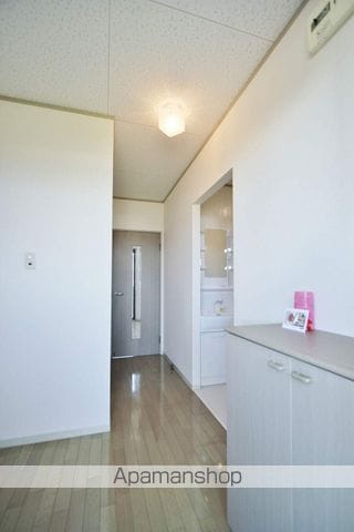 ジュネス吉岡の内装写真