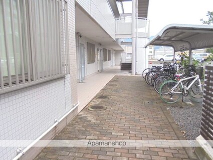 アパ・カーム[2DK/53.9m2]のエントランス