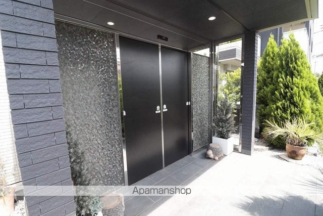 東京都立川市栄町５丁目[2LDK/73.91m2]のエントランス