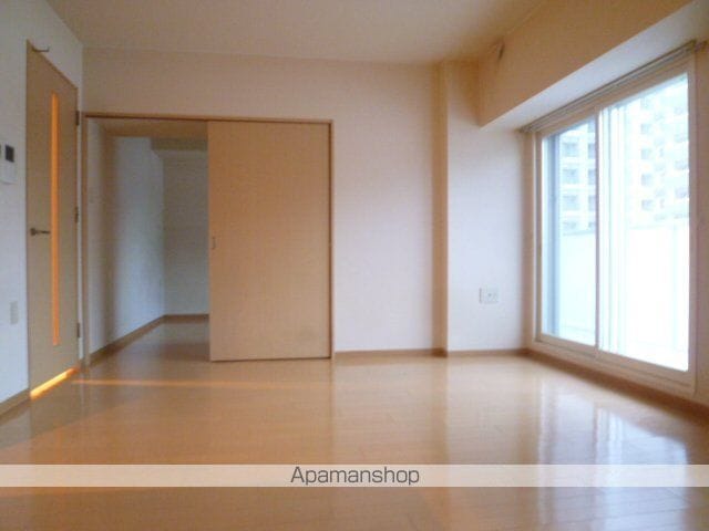アーバンフラッツ豊平1条の内装写真