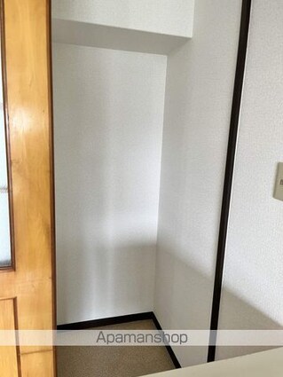 和歌山県和歌山市南出島[1R/24.6m2]の収納