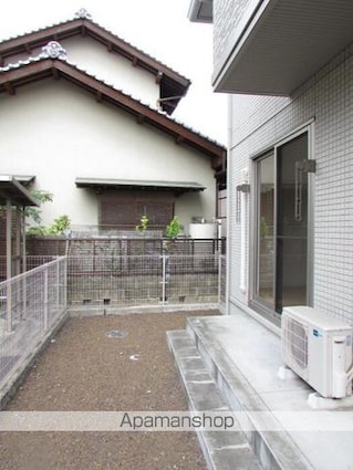 リーバス・Ｅ・イノセント[2LDK/47.79m2]の庭