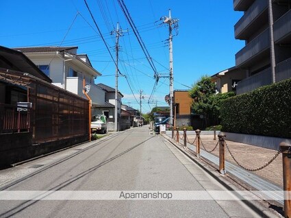 グランヴィ国母[1R/83.39m2]の周辺1