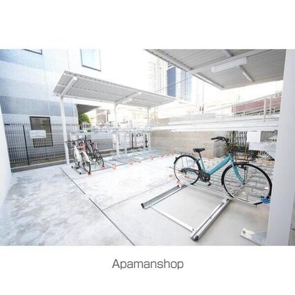 ジオエント中野[1DK/26.55m2]の駐車場