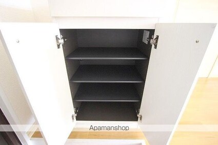 エルディム屋島[1LDK/39.19m2]の玄関