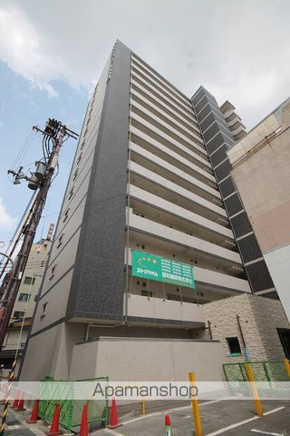 レオンコンフォート難波南の玄関写真
