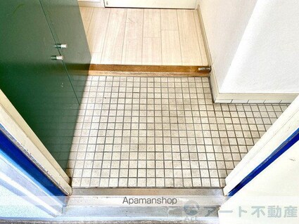 ヴィラクレール[1LDK/56.25m2]の玄関