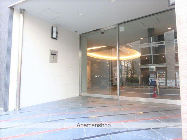 セレニテ K1TAHAMAの玄関写真