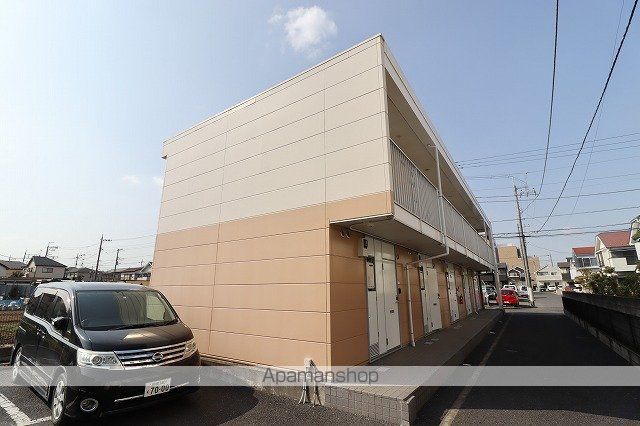 レオパレス雷塚の外観写真