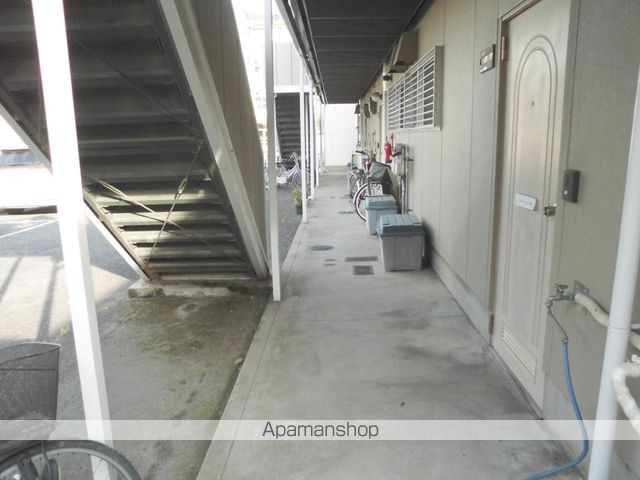 エクセレート泉大津の玄関写真