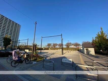 レオパレスＰＲＥＮＤＲＥ新宿[1K/19.87m2]の周辺6