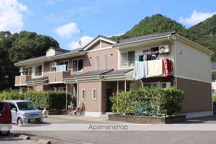 サンプレインＢ[2LDK/63.3m2]の外観1