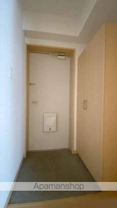 岡山県岡山市北区大供２丁目[1LDK/44.33m2]の玄関