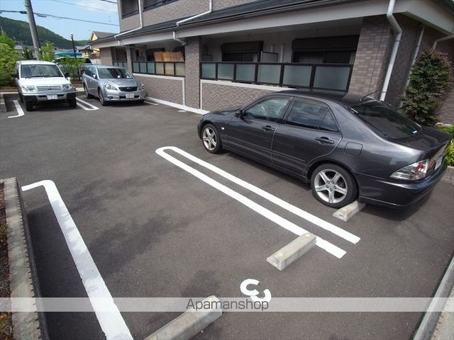 グランツ・宝ヶ池の外観写真