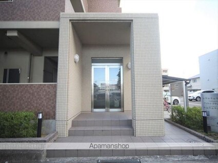 香川県高松市伏石町[1LDK/43.94m2]のエントランス