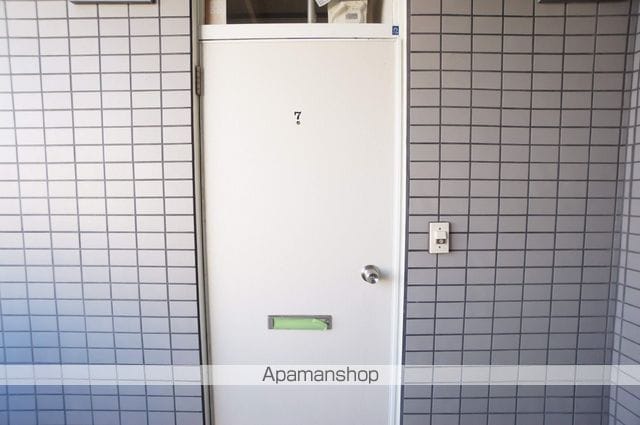 メゾンMYの玄関写真