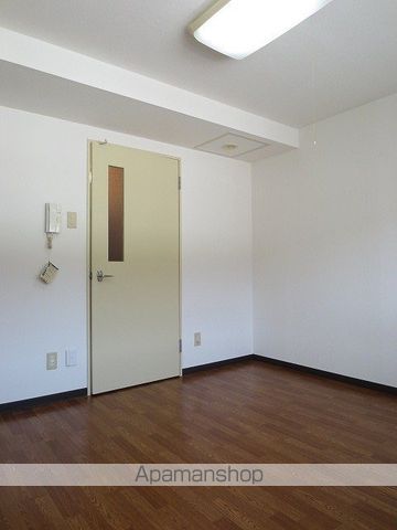 プレサント南8西8の内装写真
