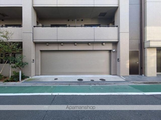 タンドリュクス　プレミアム[1LDK/39.04m2]の駐車場