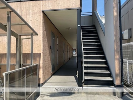 エルミナフラット長浜Ⅱ[1K/30.1m2]のエントランス2