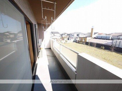 アヴニール池田[2LDK/66.05m2]のバルコニー