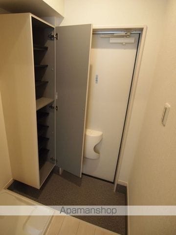 ベイルーム鴨居の内装写真