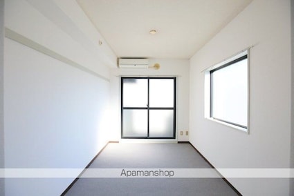 ワールドパレス永福町[1R/16.87m2]のリビング・居間1