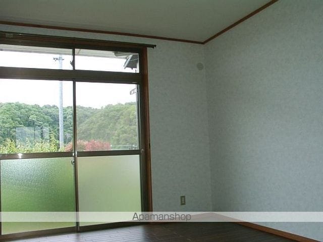LIB LANDの内装写真