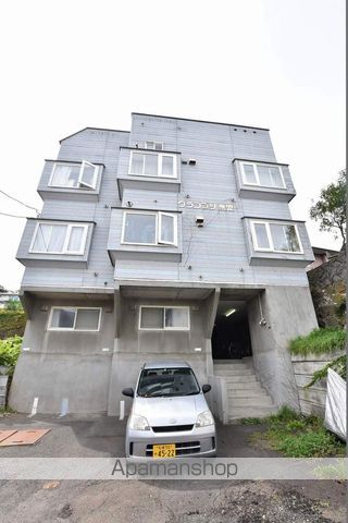 グランプリ東雲の外観写真