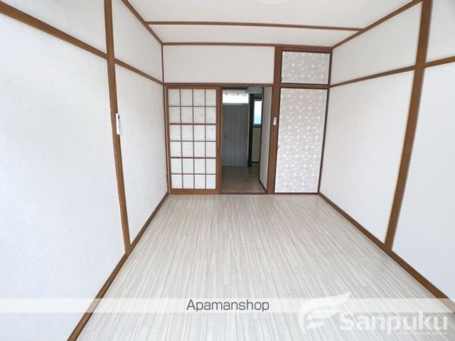 山越ハイツの内装写真