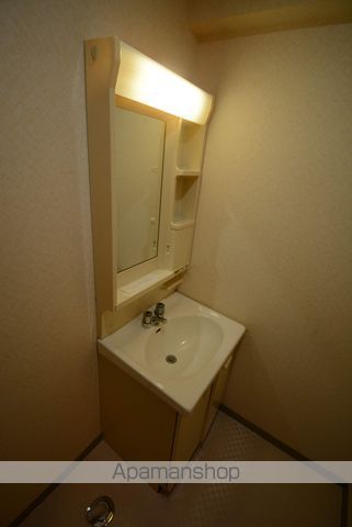 ロイヤルレインボー平岸 B棟の内装写真