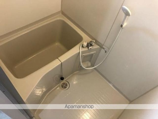 ベネフィス唐湊の内装写真