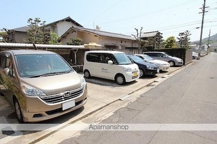 ガーデンハイム昭和町[3LDK/89.03m2]の駐車場