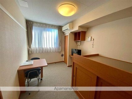 レオパレスＭ[1K/19.87m2]のリビング・居間