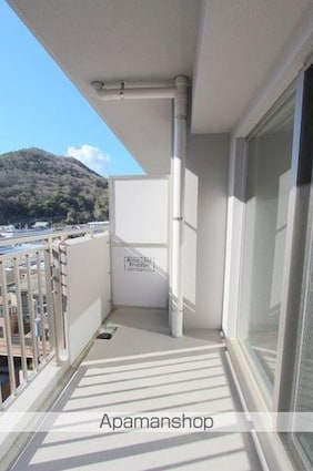 リヴェール[1R/40.2m2]のバルコニー