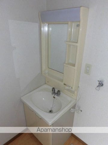 一関市 2階建 築25年の内装写真
