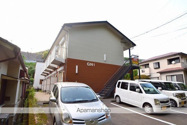 鹿児島市 2階建 築32年の外観写真