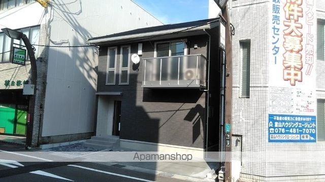 D-room千石の外観写真