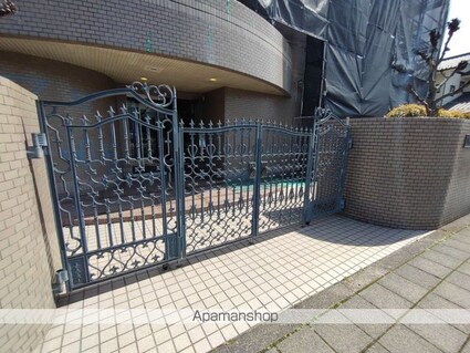 フェニックスヒルズ[1R/24.6m2]のエントランス