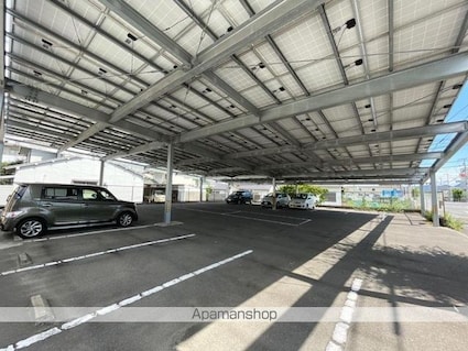 エンスエニョ２１ビル（３Ｆ以上）[1K/28.93m2]の駐車場