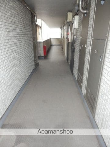 【千葉市中央区南町のアパートの写真】