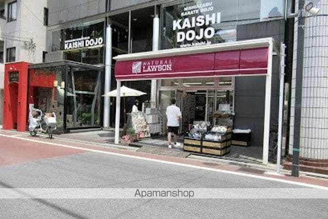 プリマリード南青山の周辺写真