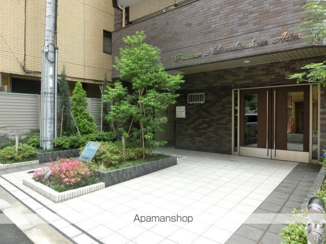 プレサンス 中之島公園ATIREの玄関写真