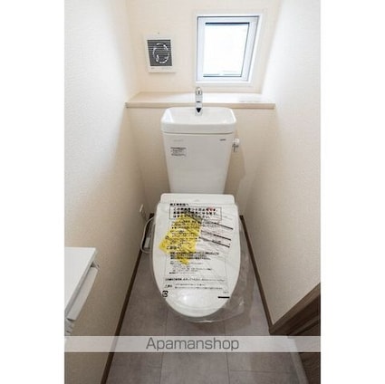 上北沢１丁目貸家２号棟[3LDK/86.94m2]のトイレ