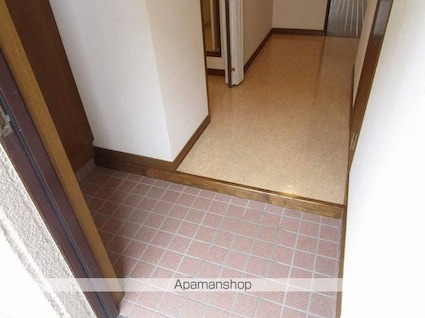 徳島県徳島市山城西３丁目[3SDK/68.5m2]の玄関