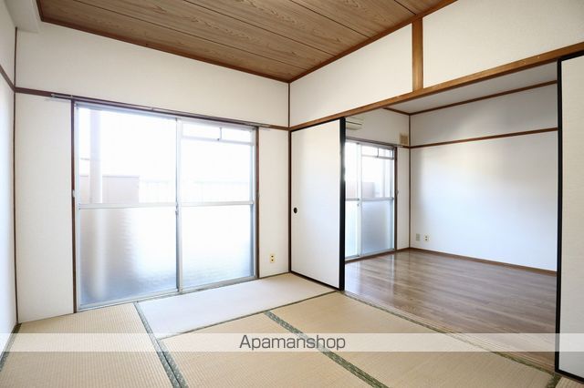 マンション高見の内装写真