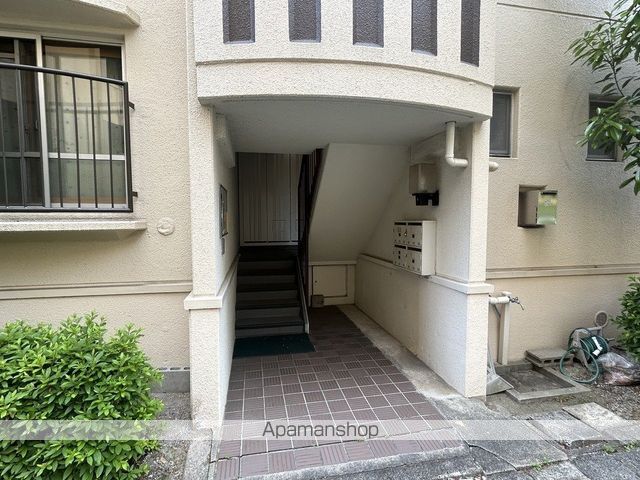 グリーンライフ唐橋の玄関写真
