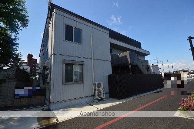 シャーメゾンフレグランスの外観写真