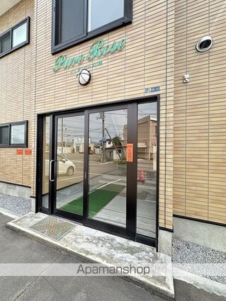 ピュアローズ　Ｄ館[2LDK/60.36m2]のエントランス